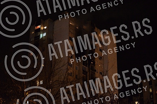 A fire in a residential building in Block 63 in New BelgradePozar u stambenoj zgradi u bloku 63 na Novom Beogradu.