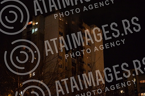 A fire in a residential building in Block 63 in New BelgradePozar u stambenoj zgradi u bloku 63 na Novom Beogradu.