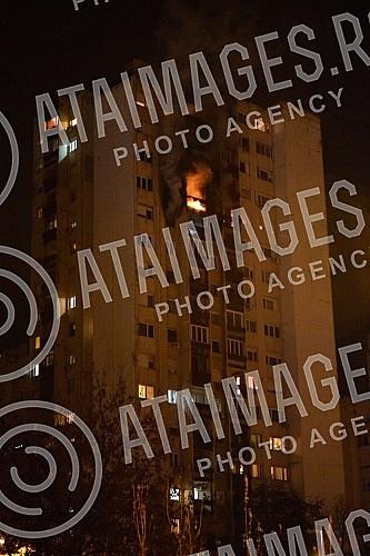 A fire in a residential building in Block 63 in New BelgradePozar u stambenoj zgradi u bloku 63 na Novom Beogradu.