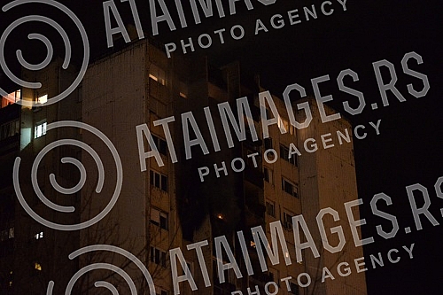 A fire in a residential building in Block 63 in New BelgradePozar u stambenoj zgradi u bloku 63 na Novom Beogradu.