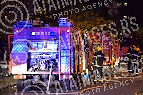 A fire in a residential building in Block 63 in New BelgradePozar u stambenoj zgradi u bloku 63 na Novom Beogradu.