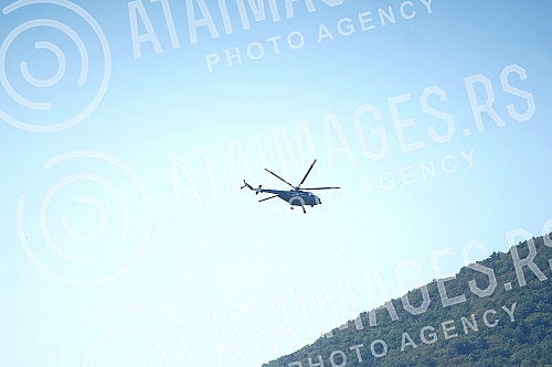 The KFOR helicopter is in charge of the region of the administrative crossing Jarinje, in the part of Kosovo and Metohija.Helikopter KFOR-a nadlece region administrativnog prelaza Jarinje, na delu Kosova i Metohije.