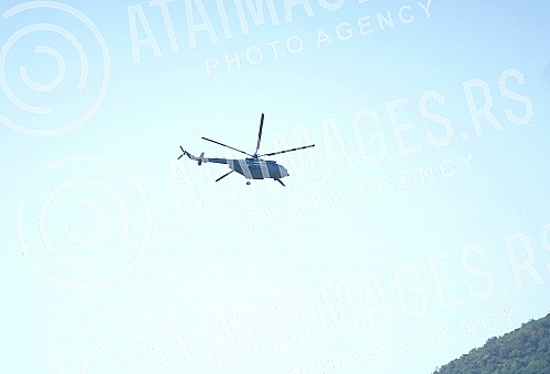 The KFOR helicopter is in charge of the region of the administrative crossing Jarinje, in the part of Kosovo and Metohija.Helikopter KFOR-a nadlece region administrativnog prelaza Jarinje, na delu Kosova i Metohije.
