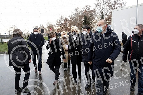 Covid Hospital in Batajnica, built in just four months, is ready to receive the first patients, who will enter the health facility today after 5 p.m.Covid bolnica u Batajnici, izgradjena za samo cetiri meseca, spremna je za prijem prvih pacijenata,