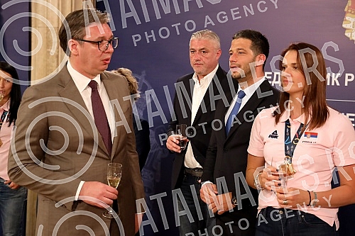 The President of Serbia, Aleksandar Vucic, received in the Presidency the women's basketball national team of Serbia, which won a gold medal at the European Championship.Predsednik Srbije Aleksandar Vucic primio je  u Predsednistvu zensku kosarkask