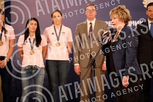 The President of Serbia, Aleksandar Vucic, received in the Presidency the women's basketball national team of Serbia, which won a gold medal at the European Championship.Predsednik Srbije Aleksandar Vucic primio je  u Predsednistvu zensku kosarkask