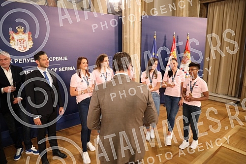 The President of Serbia, Aleksandar Vucic, received in the Presidency the women's basketball national team of Serbia, which won a gold medal at the European Championship.Predsednik Srbije Aleksandar Vucic primio je  u Predsednistvu zensku kosarkask