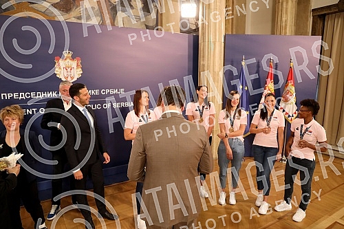 The President of Serbia, Aleksandar Vucic, received in the Presidency the women's basketball national team of Serbia, which won a gold medal at the European Championship.Predsednik Srbije Aleksandar Vucic primio je  u Predsednistvu zensku kosarkask