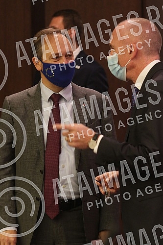 The Regional Youth Cooperation Office (RYCO) organized a grand opening and presentation of exchange programs for high schools in the Western Balkans at the Metropol Hotel.Regionalna kancelarija za saradnju mladih (RYCO) organizovala je u hotel Metr