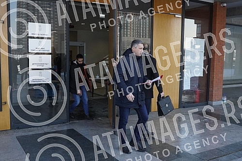 The president of the Serbian movement Dveri, Bosko Obradovic, held a press conference in front of the Second Basic Public Prosecutor's Office, on the occasion of filing criminal charges for theft in a referendum.Predsednik Srpskog pokreta Dveri Bos