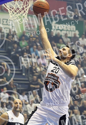 Revijalna utakmica za pomoc KK Partizan pod nazivom 