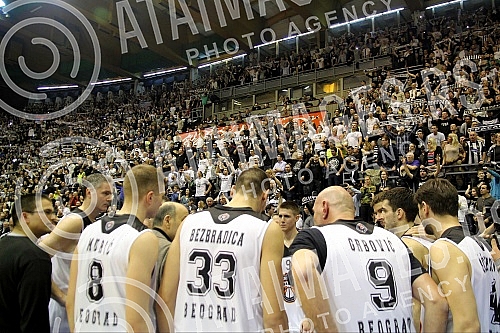 Revijalna utakmica za pomoc KK Partizan pod nazivom 