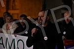 In front of the Presidency of Serbia, despite the ban on the gathering, several hundred citizens gathered at a protest organized by the organization Kreni - Promeni, demanding a ban on the extraction of pine and lithium.Ispred Predsednistva Srbije,