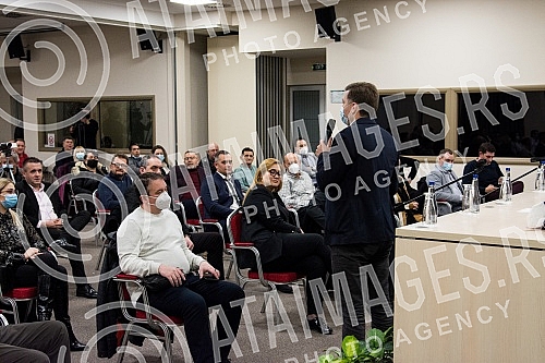 A panel discussion on the topic of social protection and social justice of the representatives Together for Serbia, Let's not drown Belgrade and the European Green Party and the Environmental Uprising was held at the Tami Residence Hotel in Nis.Pan