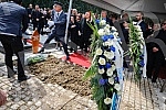  One of the best football players and coaches in Bosnia and Herzegovina ever Ivica Osim was buried in the Alley of the Greats at the Bare City Cemetery in Sarajevo.Jedan od najboljih fudbalera i trenera Bosne i Hercegovine ikada Ivica Osim sahranje