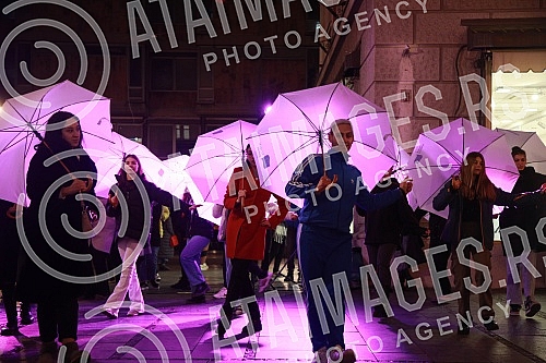 European Movement in Serbia organized flash mob Serbia is Europe.Evropski pokret u Srbiji je organizovao flash mob Srbija jeste Evropa.