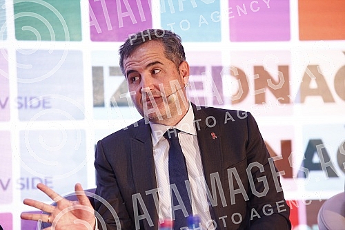 A rally was held in Hotel Zira on the occasion of World HIV Day.U Hotelu Zira odrzan je skup povodom Svetskog dana borbe protiv HIV-a.