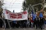 The Education Union of Serbia and the Education Workers' Union of Serbia organized a protest.Sindikat obrazovanja Srbije i Sindikat radnika u prosveti Srbije organizovali su protest.