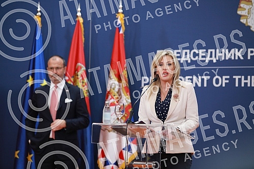 At the Palace of Serbia, Minister for European Integration Jadranka Joksimovic and Head of the EU Delegation to Serbia Sem Fabrizi signed the Financial Agreement for the first part of the IPA program for 2020.U Palati Srbije ministarka za evropske 