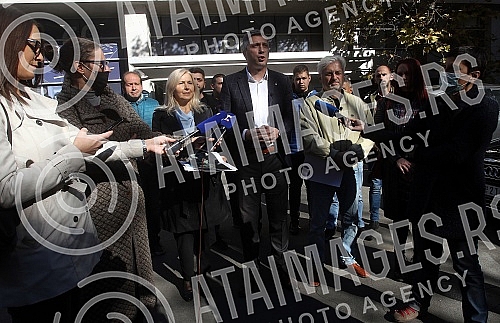 President of the Serbian movement Dveri Bosko Obradovic and environmental activist prof. Dr. Dusko Kuzovic, held a press conference in front of the building of the Radio Television of Serbia, with the topic: 