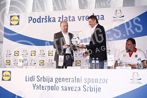 A press conference was held in the Promenade on the occasion of signing and marking the general sponsorship for 2022/2023. year between Lidl Serbia and the Water Polo Association of Serbia.U Promenadi je odrzana konferencija za medije povodom potpi