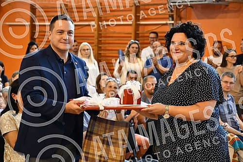 n the occasion of the beginning of the school year, the First Vice-President of the Government of Serbia and the Minister of Education, Science and Technological Development Branko Ruzic visited the 
