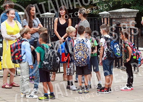 First Vice-President of the Government of Serbia and Minister of Education, Science and Technological Development Branko Ruzic visited the students and teachers of 