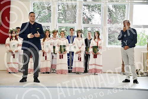 n the occasion of the beginning of the school year, the First Vice-President of the Government of Serbia and the Minister of Education, Science and Technological Development Branko Ruzic visited the 