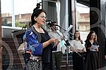 In front of the Ministry of education, celebrities read poetry by Desanka Maksimovic.Ispred Ministarstva prosvete poznate licnosti citale su poeziju Desanke Maksimovic.