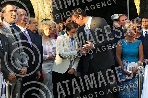 Celebration of the American holiday on July 4th (Independence Day) held at the residence of the United States Embassy in Belgrade.Proslava americkog praznika 4. jul (Dan nezavisnosti) odrzan u rezidenciji ambasade Sjedinjenih Americkih Drzava u Beog
