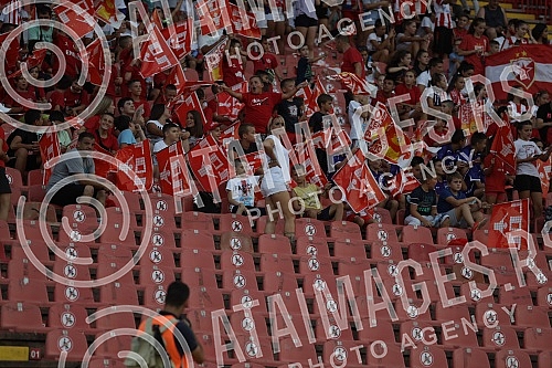 The rematch of the second round of qualifications for the Champions League between FC Red Star and FC Kairat is played at the Rajko Mitic Stadium.Revans utakmica drugog kola kvalifikacija za Ligu sampiona izmedju FK Crvene zvezde i FK Kairat igra s