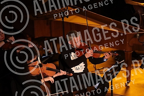 The concert of the chamber ensemble of 13 strings and Denis Shapovalov (cello and electric cello) as part of the 53rd edition of BEMUS was held in the great hall of Kolarac's endowment, and Shapovalov performed a program - 
