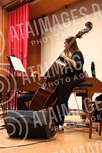 The concert of the chamber ensemble of 13 strings and Denis Shapovalov (cello and electric cello) as part of the 53rd edition of BEMUS was held in the great hall of Kolarac's endowment, and Shapovalov performed a program - 