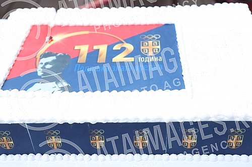 The 112th birthday of the Olympic Committee of Serbia was marked on the plateau in front of the Hotel Moskva.112. rodjendan Olimpijskog komiteta Srbije obelezen je na platou ispred hotela Moskva.
