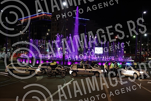 In the organization of the Holy Synod of Bishops of the Serbian Orthodox Church, in front of the Church of Saint Sava, a national prayer for the sanctity of marriage and the family, for harmony and peace in our nation, which was served by Serbian Pat