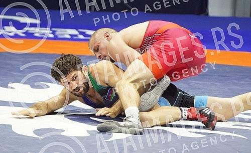 The opening ceremony of the World Wrestling Championship was held in the Stark Arena.Ceremonija svecanog otvaranja Svetskog prvenstva u rvanju odrzana u Stark areni.