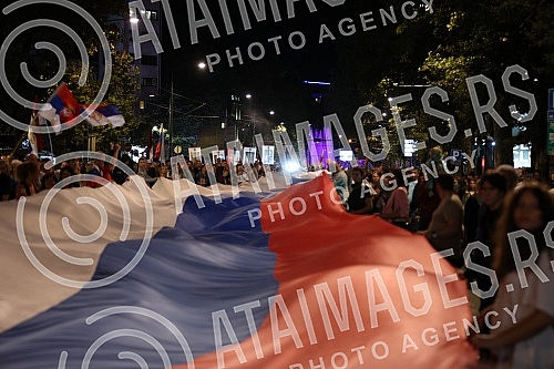 In the organization of the Holy Synod of Bishops of the Serbian Orthodox Church, in front of the Church of Saint Sava, a national prayer for the sanctity of marriage and the family, for harmony and peace in our nation, which was served by Serbian Pat