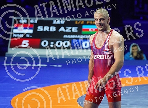The opening ceremony of the World Wrestling Championship was held in the Stark Arena.Ceremonija svecanog otvaranja Svetskog prvenstva u rvanju odrzana u Stark areni.