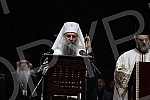 In the organization of the Holy Synod of Bishops of the Serbian Orthodox Church, in front of the Church of Saint Sava, a national prayer for the sanctity of marriage and the family, for harmony and peace in our nation, which was served by Serbian Pat