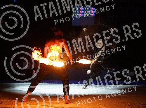 The opening ceremony of the World Wrestling Championship was held in the Stark Arena.Ceremonija svecanog otvaranja Svetskog prvenstva u rvanju odrzana u Stark areni.