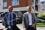 Dveri leader Bosko Obradovic and Serbian Radical Party president Vojislav Seselj leave the Third Basic Court after the hearing.Lider Dveri Bosko Obradovic i predsednik Srpske radikalne stranke Vojislav Seselj izlaze iz Treceg osnovnog suda posle ro