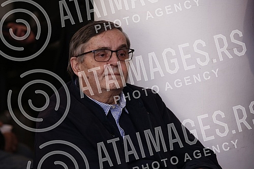 In the press hall of the Kombank hall, Danica Curcica was awarded a plaque of the Yugoslav Cinematheque within the 50th edition of FEST.U press sali Kombank dvorane Danici Curcici dodeljena je plaketa Jugoslovense kinoteke u okviru 50. izdanja FEST