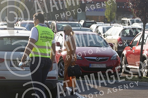 Capitol Park Rakovica became BIG Rakovica on June 28, and on that occasion a celebration was organized that began with a big concert by Natasa Bekvalac.Capitol Park Rakovica je od 28. juna postao BIG Rakovica, a tom prilikom priredjena je proslava 