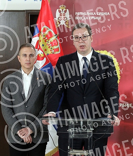 At the Topcider Guard House, Serbian President Aleksandar Vucic, Defense Minister Nebojsa Stefanovic and Chief of General Staff Milan Mojsilovic attended a presentation on the results of the analysis of the state of functional and operational capabil