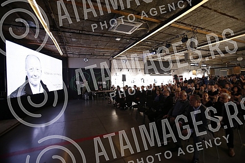 The commemoration of the editor-in-chief of Nova Stojan Drcelic was held in Dorcol Square.Komemoracija glavnom i odgovornom uredniku lista Nova Stojanu Drcelicu odrzana je u Dorcol placu.
