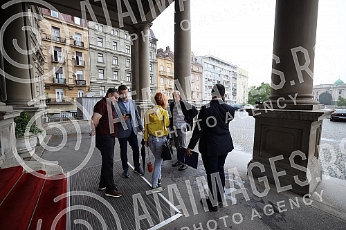 Milos Pavlovic, head of the People's Party's committee group, who will appeal to the Belgrade High Court to annul illegal decisions on the election of mayors, deputy mayors and members of the City Council, held a press conference in front of the Belg
