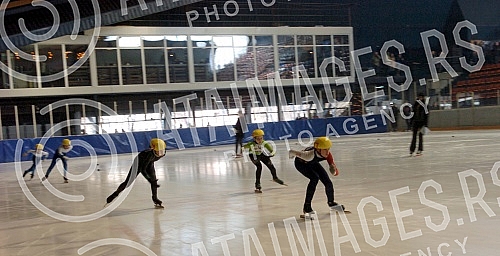Serbian Championships in speed skating held in Pionir Ice Hall - Detail from speed skating race at the younger categories Open Championship of Serbia in the discipline short path - Short track.Otvoreno prvenstvo Srbije u brzom klizanju odrzano u Led