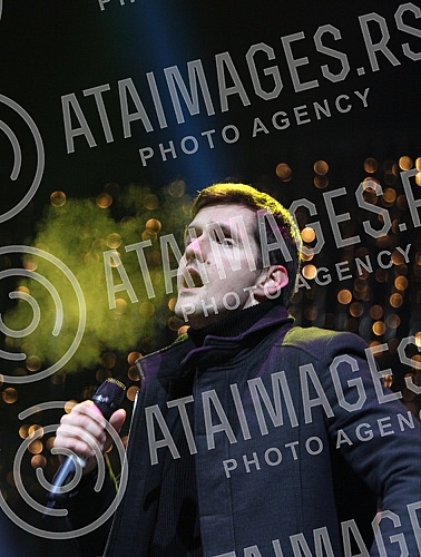 Replay welcome the New Year in the municipality of Novi Beograd with performances Group - SARS and Beogradski sindikat.Repriza doceka Nove godine na opstini Novi Beograd uz nastupe greupe SARS i Beogradski sindikat