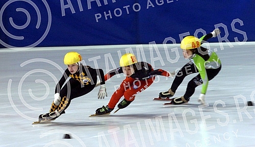 Serbian Championships in speed skating held in Pionir Ice Hall - Detail from speed skating race at the younger categories Open Championship of Serbia in the discipline short path - Short track.Otvoreno prvenstvo Srbije u brzom klizanju odrzano u Led