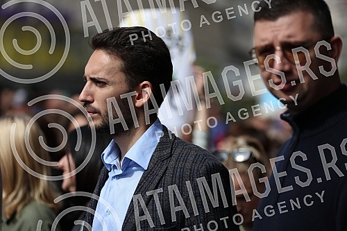 In front of the building where the editorial office of the daily Informer is located, a second protest was held in the organization of Women's Solidarity due to the publication of an interview with serial rapist Igor Milosevic.Ispred zgrade u kojoj